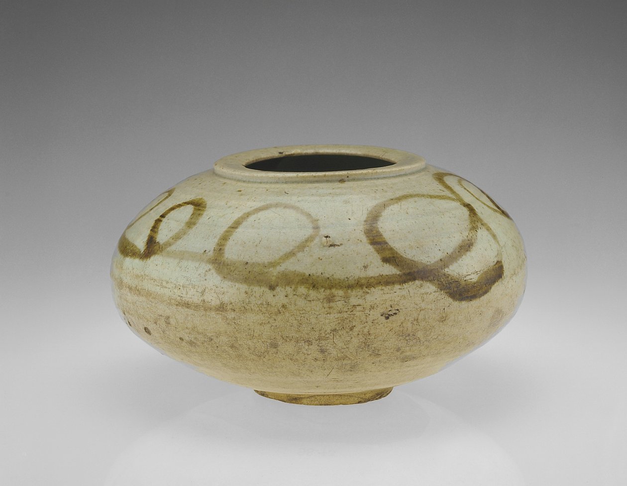Krug mit Drachenmotiv, Hwanghaedo Provinz, Choson-Periode, zweite Hälfte des 17. Jahrhunderts von Korean School