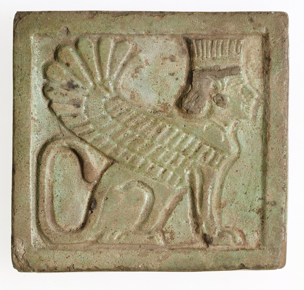 Plakette mit geflügelter persischer Sphinx, ca. 525-401 v. Chr. (geformte Fayence) von Late Period Egyptian