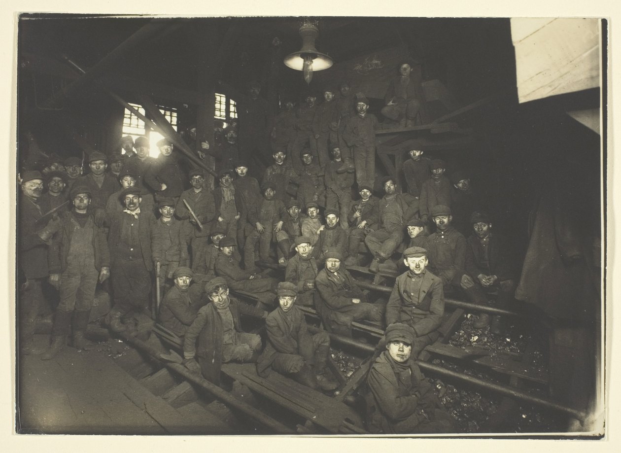 Brecherjungen im Kohleschacht, South Pittston, Pennsylvania von Lewis Wickes Hine