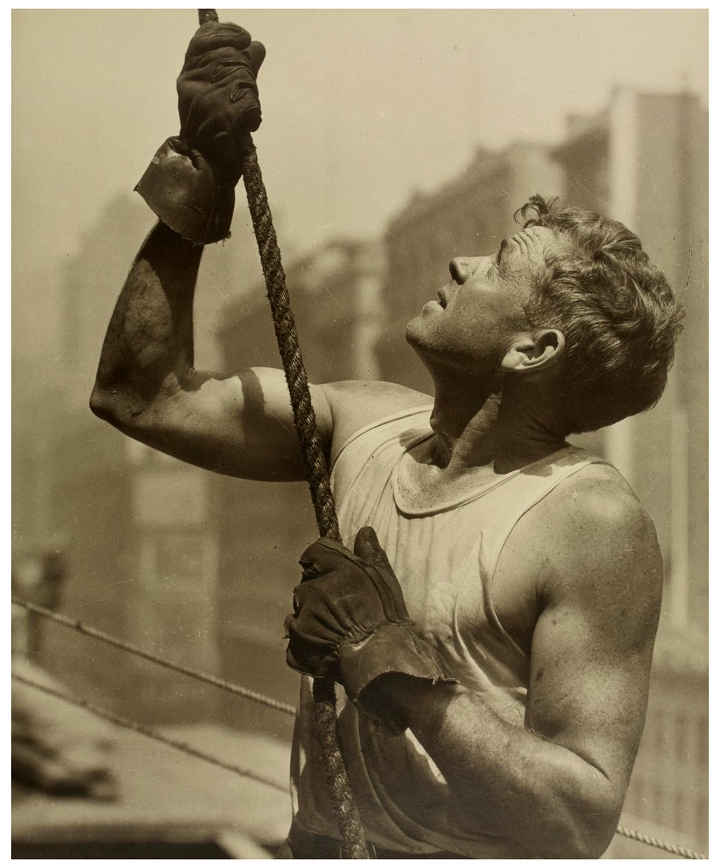 Bauarbeiter am Empire State Building (ca. 1930) von Lewis Wickes Hine