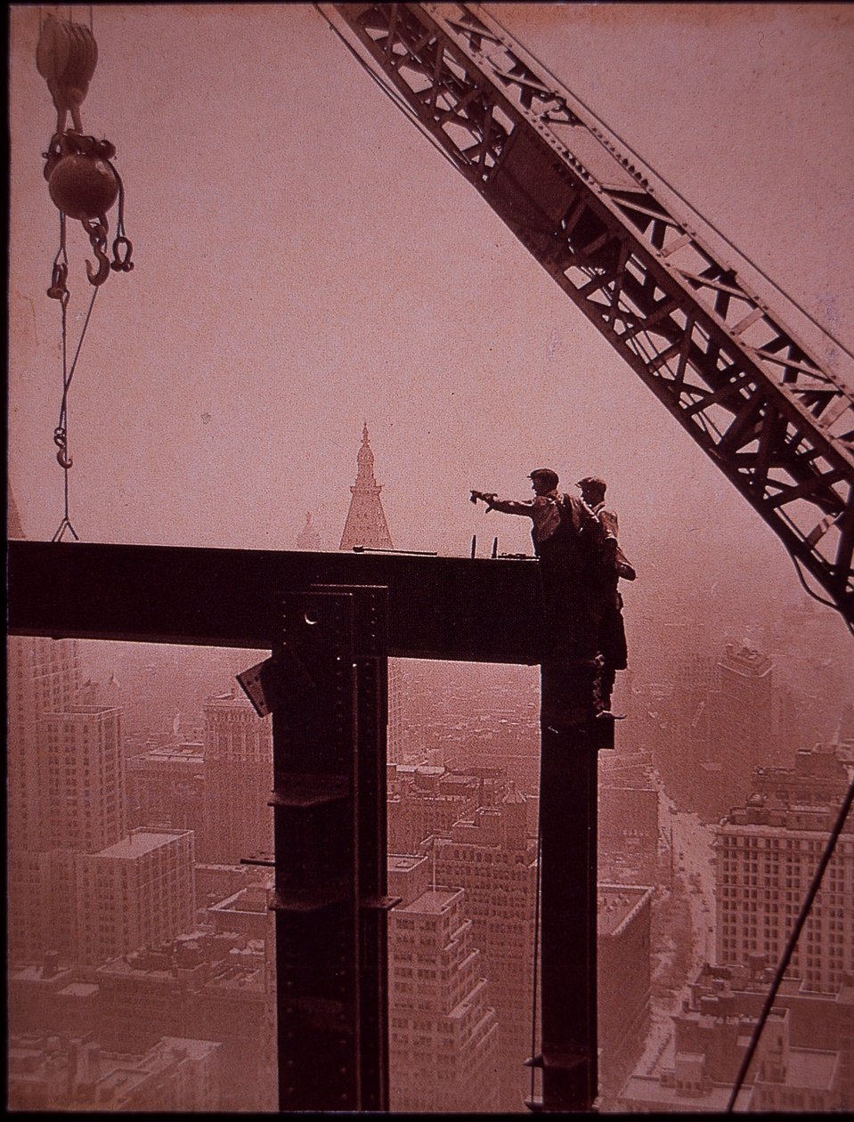 Empire State Building im Bau, Platzierung eines Stahlträgers von Lewis Wickes Hine