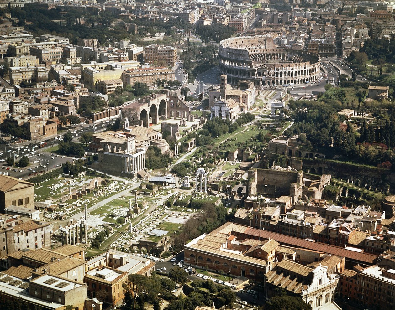 Kolosseum oder Flavisches Amphitheater, Luftaufnahme, 70-80 n. Chr., Rom, Italien von Unbekannt Unbekannt