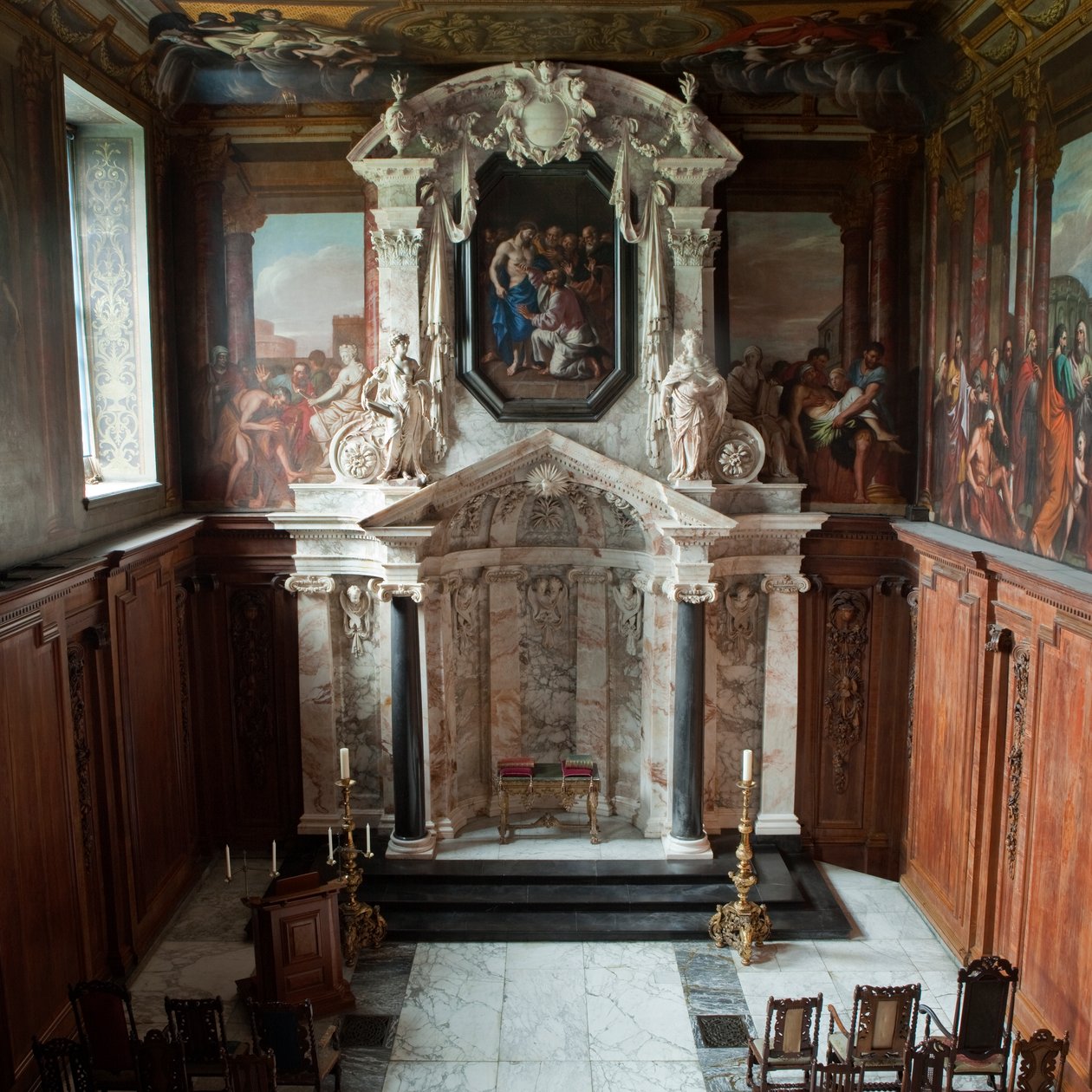 Innenraum der Kapelle, Chatsworth House, Derbyshire von Unbekannt Unbekannt