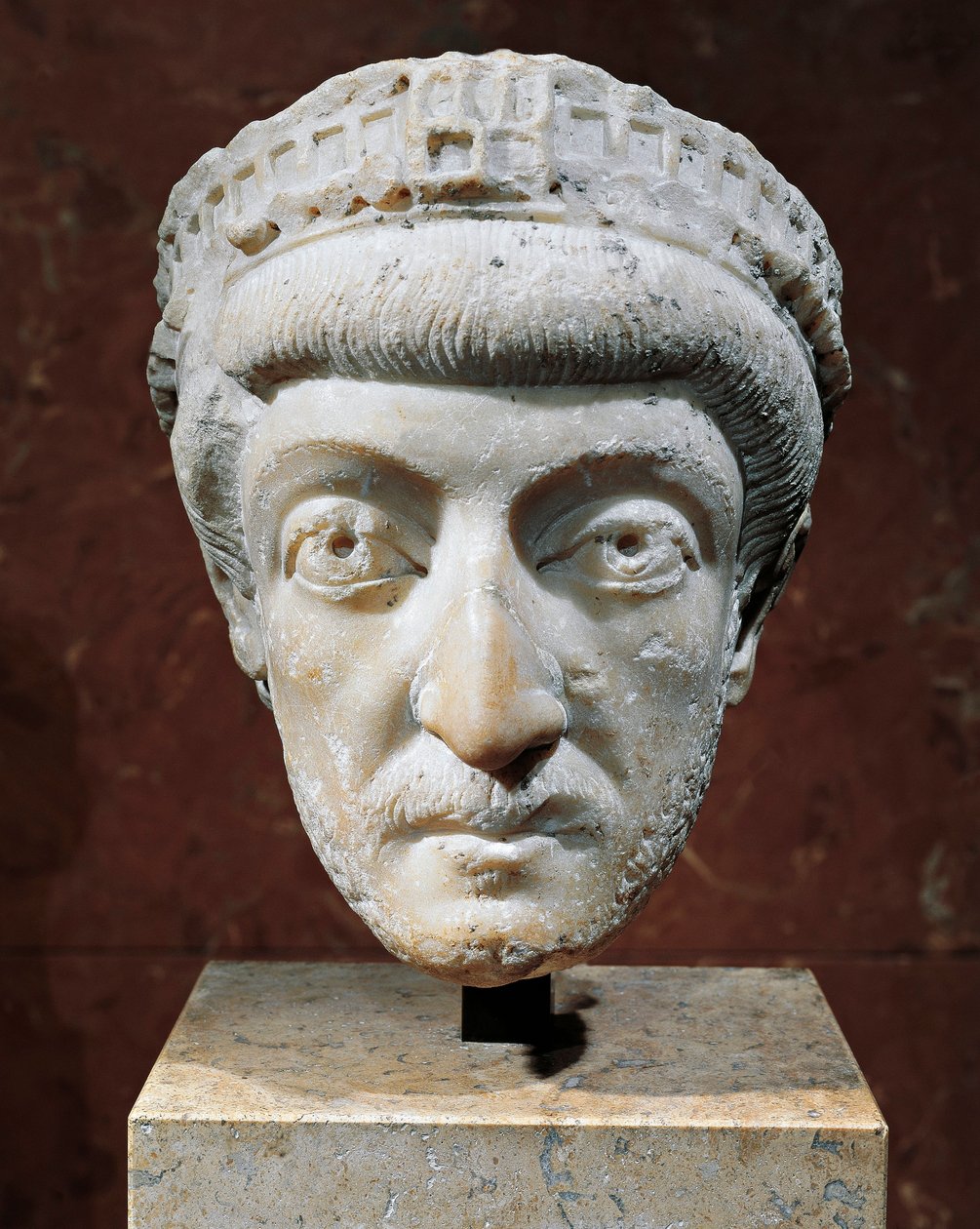 Marmorkopf des römischen Kaisers des Ostens Theodosius II. von Unbekannt Unbekannt