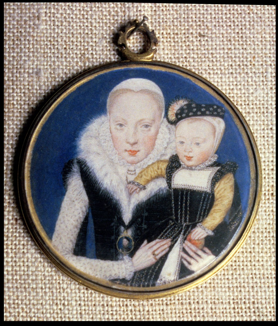 Porträtminiatur von Lady Katherine Seymour, geb. Grey, Gräfin von Hertford, mit ihrem kleinen Sohn und dem Miniaturbild ihres Mannes, ca. 1562 von Lievine Teerlink