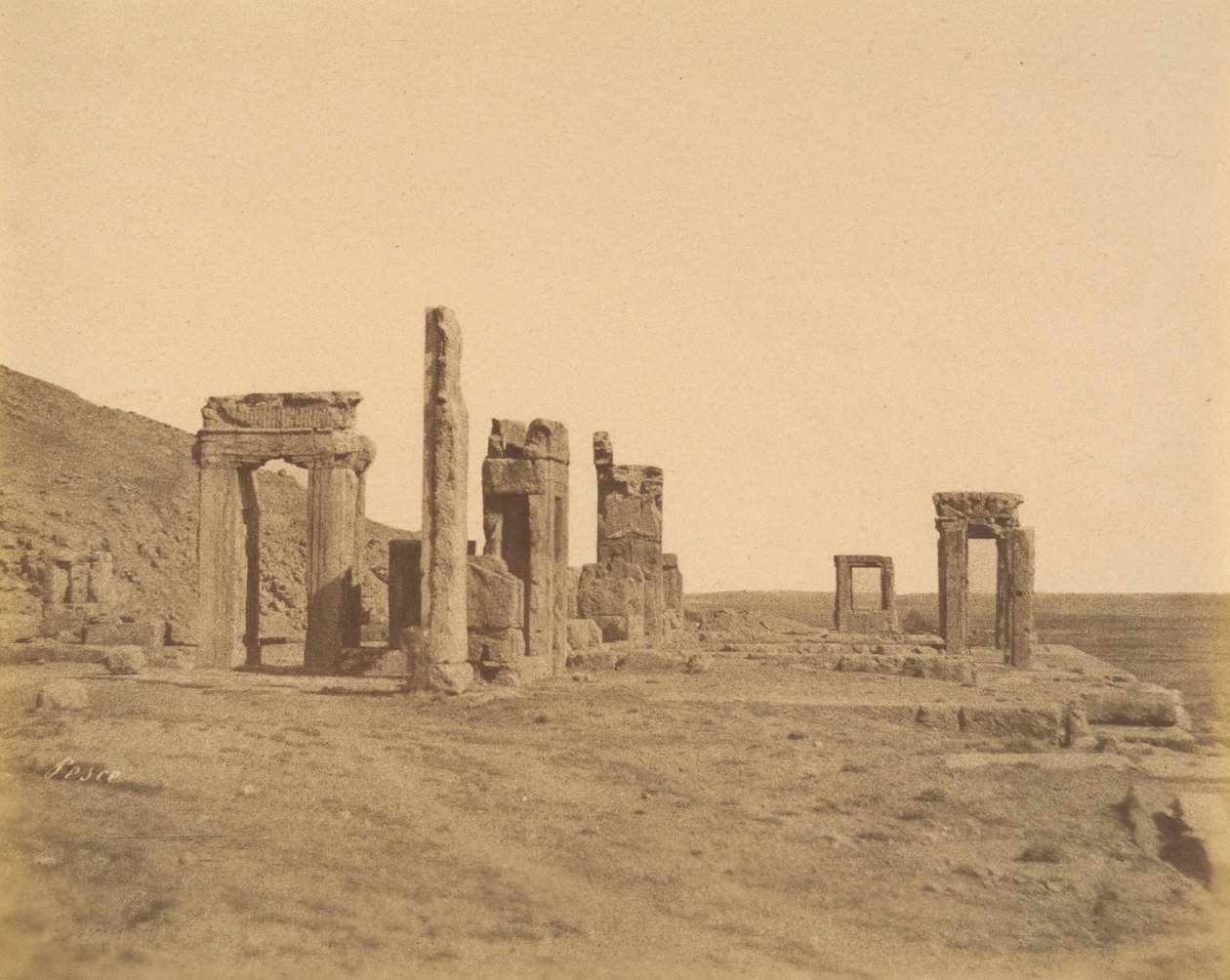 Persepolis, vor der Restaurierung, 1840er-60er Jahre von Luigi Pesce
