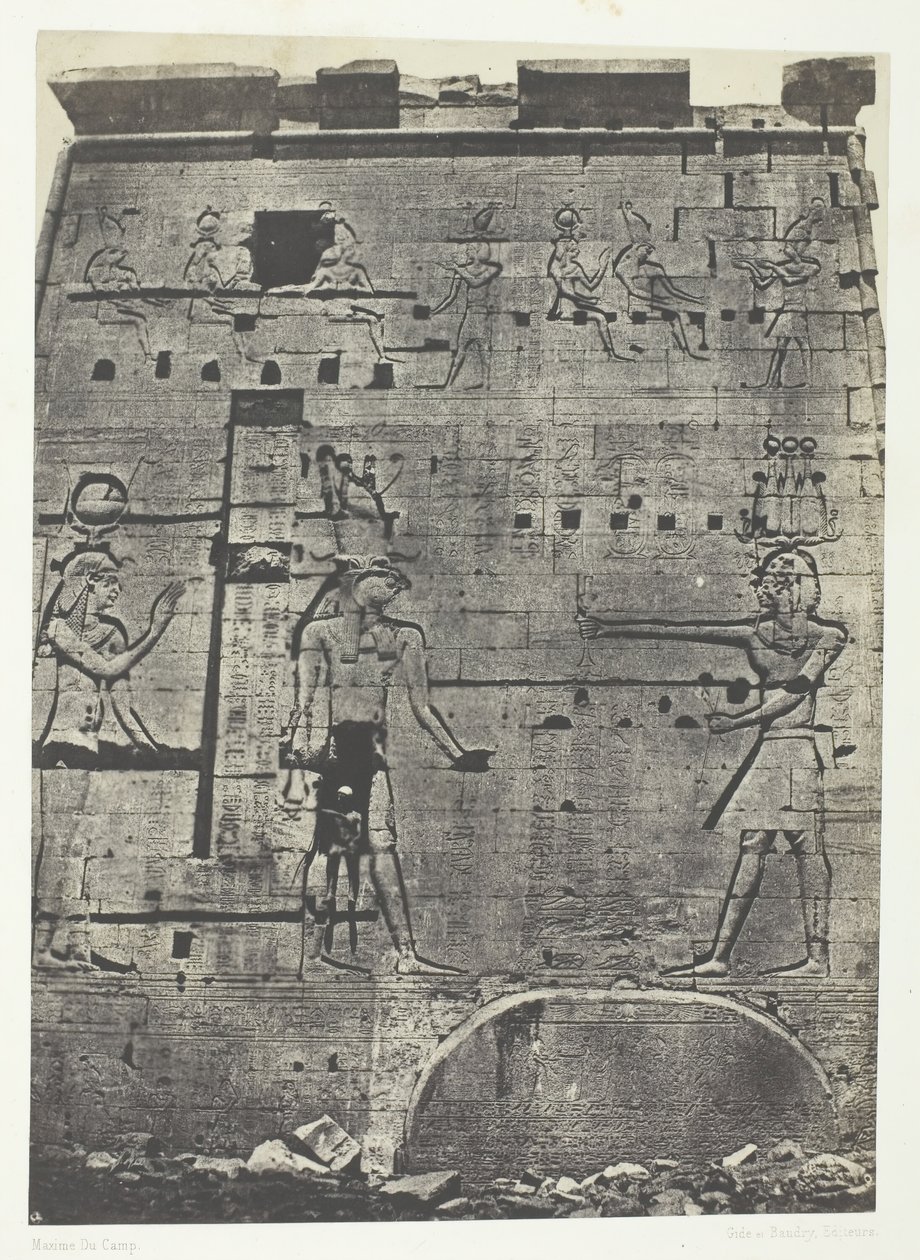 Großer Tempel der Isis in Philae, Zweites Pylon, Nubien, 1849-51, gedruckt 1852 von Maxime Du Camp