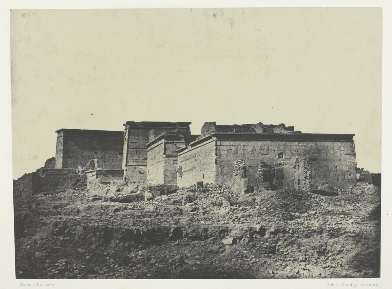 Großer Tempel der Isis in Philä, Gesamtansicht von Norden; Nubien, Platte 80 aus dem Album "Ägypten, Nubien, Palästina und Syrien" (1852) von Maxime Du Camp
