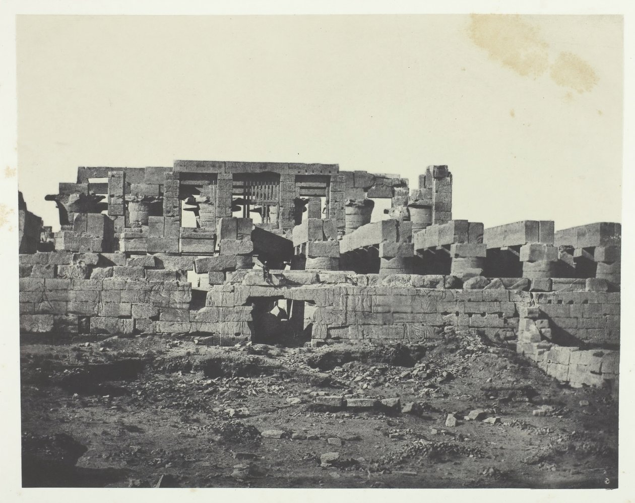 Palais de Karnak, Südlicher Eingang der Hypostylhalle, Theben, 1849-51, gedruckt 1852 von Maxime Du Camp