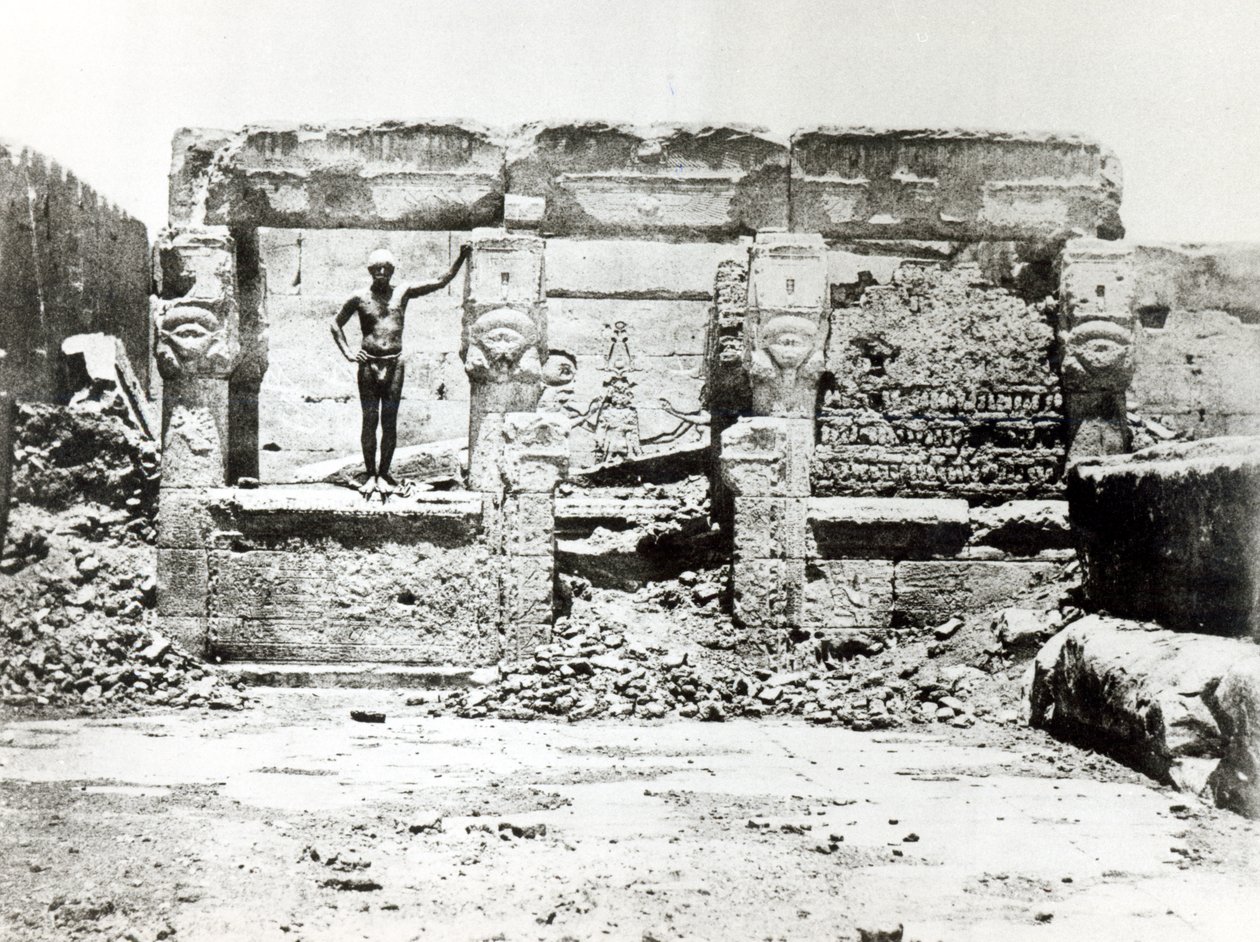 Tempel der Hathor in Dendarah, 28. Mai 1850 von Maxime Du Camp