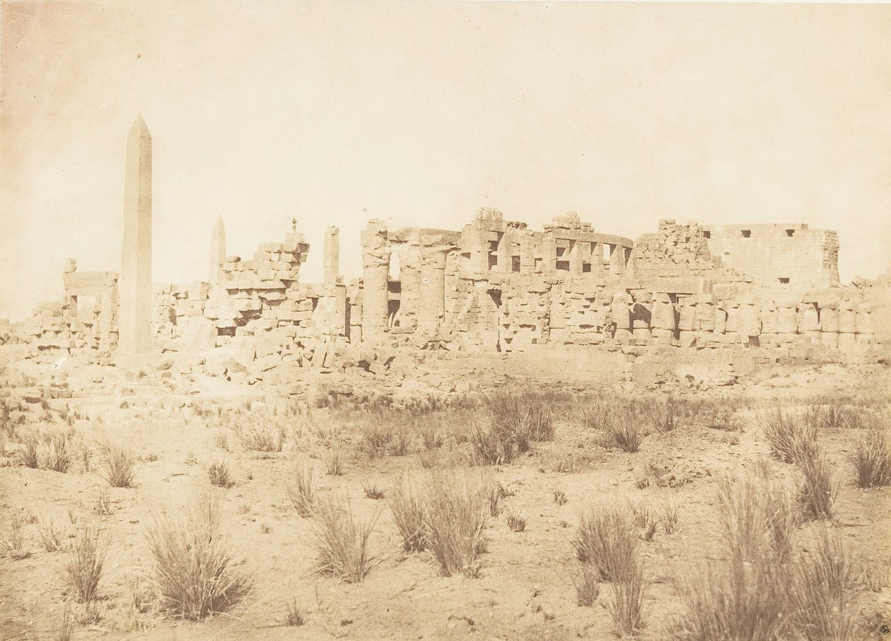 Gesamtansicht der Ruinen des Palastes von Karnak, vom Norden aus gesehen, 1849-50 von Maxime Du Camp