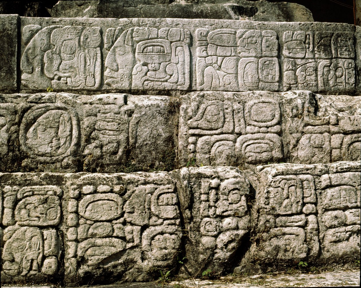 Glyphen im Haus C, Patio 2 im Palast von Mayan