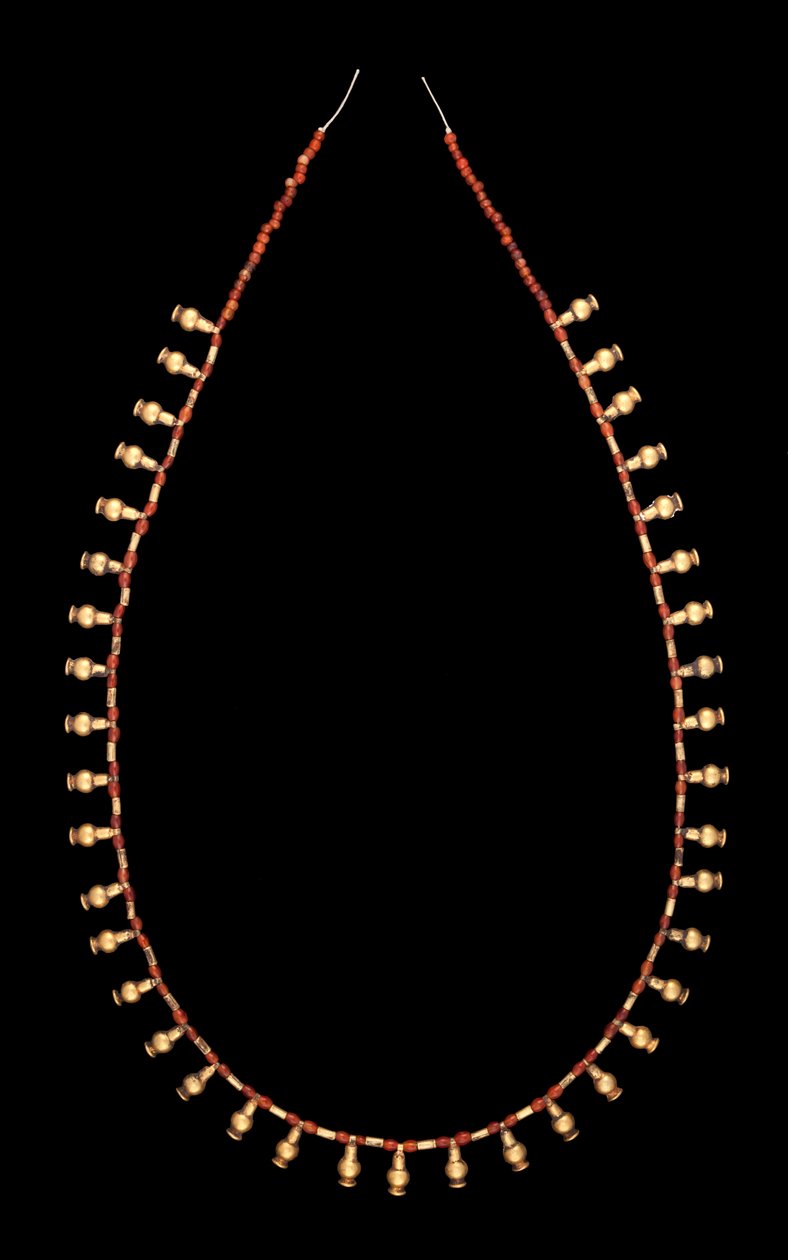 Goldflaschen-Anhänger mit Karneol-Perlenkette von Middle Kingdom Egyptian
