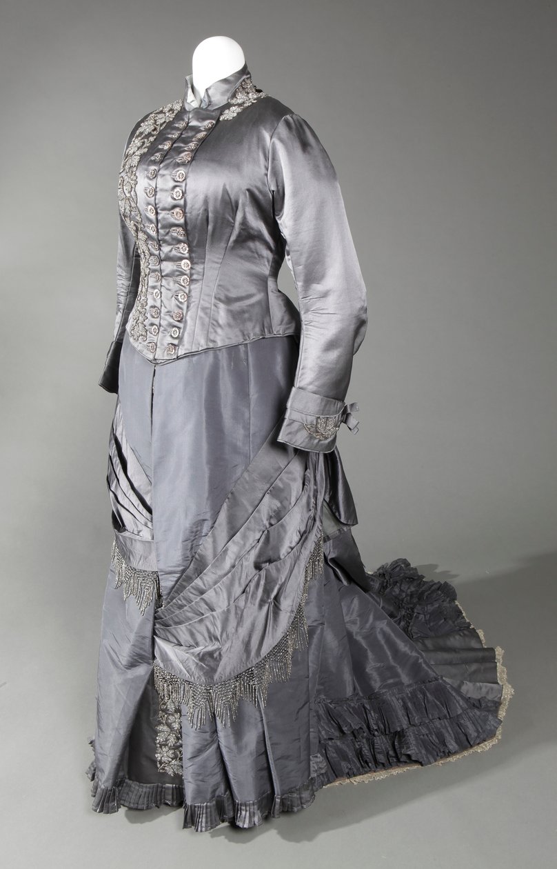Dreiteiliges stahlgraues Kleid umfasst zwei Mieder und einen Rock. Getragen von Eliza Albray Wessel in Cincinnati von Miss Galvin
