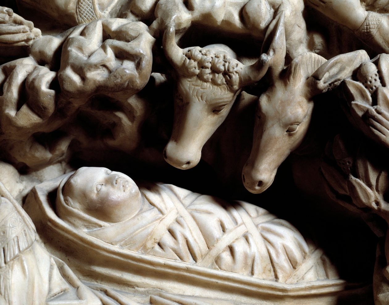 Kunst und gotische Architektur: die Geburt Christi - Detail der Basreliefs des Marmorpults, das Nicola Pisano zwischen 1266 und 1268 schuf von Nicola Pisano