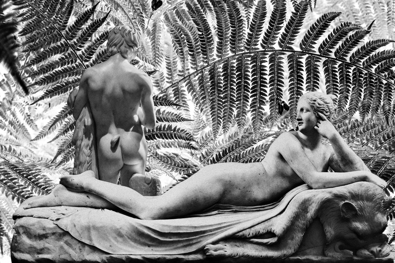 Statue ah 2019 von Olivia Gozzano