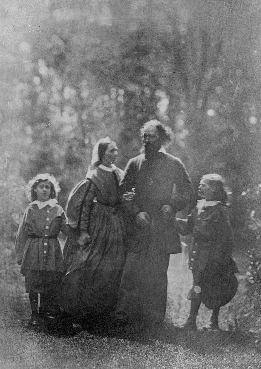 Alfred, Lord Tennyson mit seiner Frau Emily und zwei Söhnen, Hallam und Lionel, ca. 1862 (Albuminabzug) von Oscar Gustav Rejlander