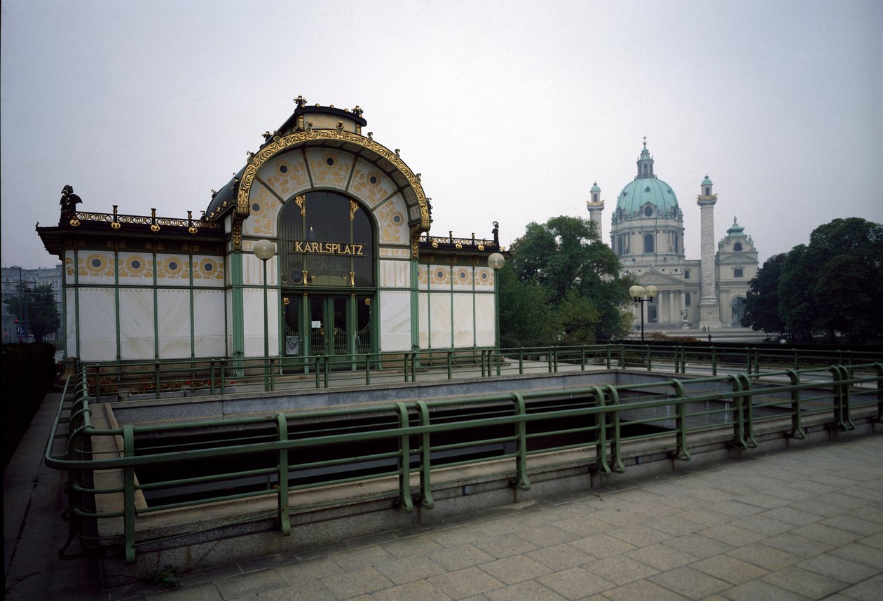 Jugendstil: Ansicht des Pavillons der U-Bahn-Station Karlsplatz (jetzt Café) von Otto Wagner von Otto Wagner