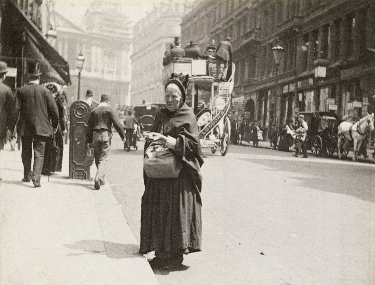 Der Streichholzverkäufer, Ludgate Hill, 1893 von Paul Martin