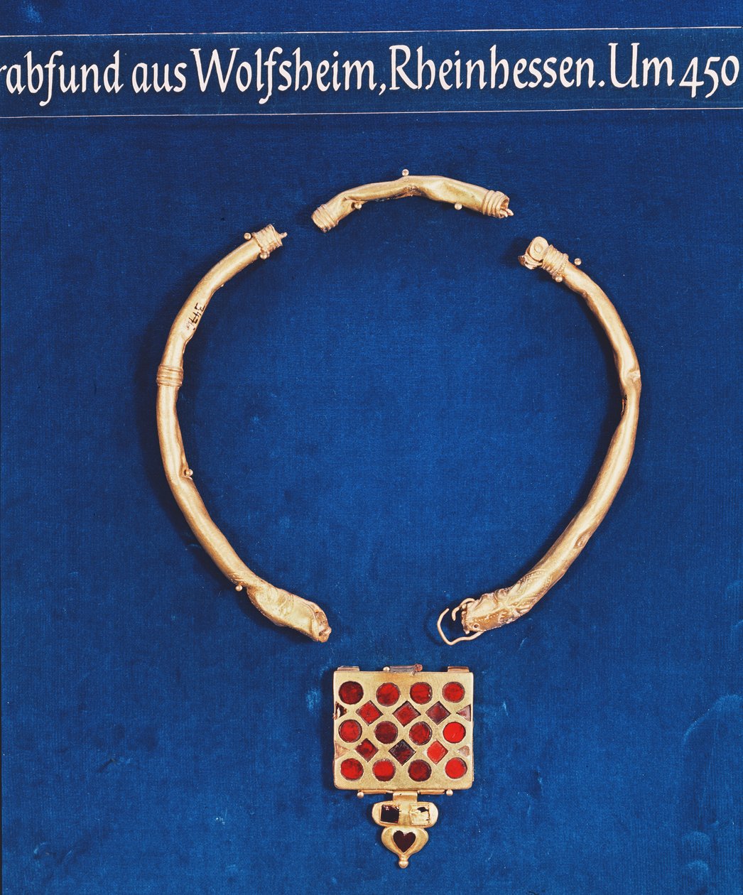 Anhänger aus dem Wolfsheim-Grabesschatz, ca. 378 von Persian School