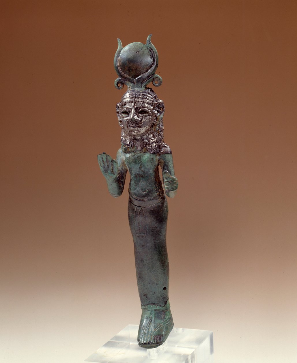 Orientalische Antiquitäten: Phönizische Göttin. Statuette aus Bronze und Silber. 700-600 v. Chr. Paris, Louvre Museum von Phoenician