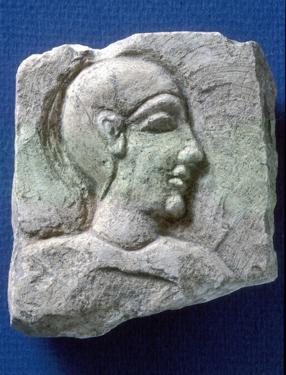 Relief eines Adligen, Tel Dor (Kalkstein) von Phoenician Phoenician