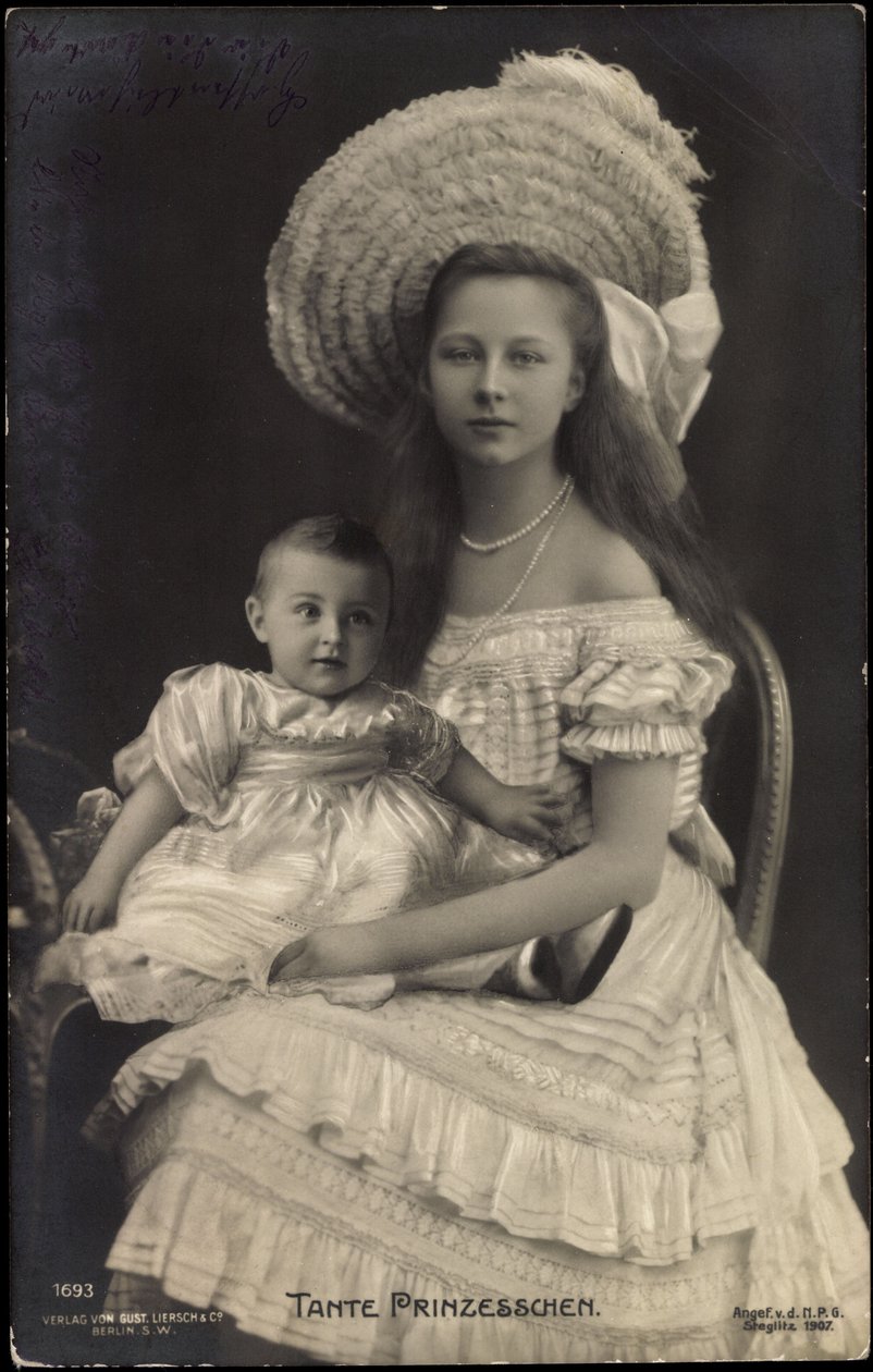 Tante Prinzessin Victoria Luise, Liersch 1693 von Photographer German
