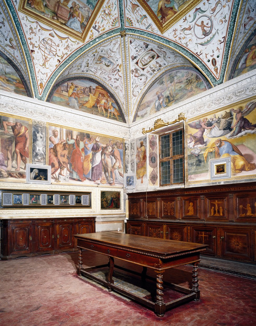 Blick auf die Sakristei mit Perugino-Paneelen, Basilika des Heiligen Petrus, Perugia, Umbrien, Italien von Pietro Perugino