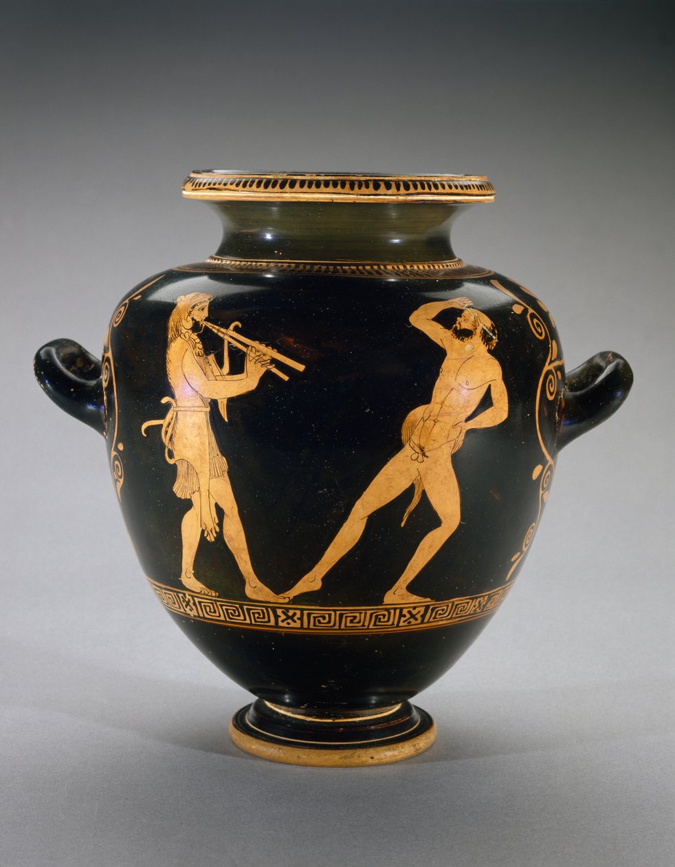 Rotfiguriger Stamnos mit Szene von Herkules mit Satyr, 440-420 v. Chr. von Polygnotos Polygnotos