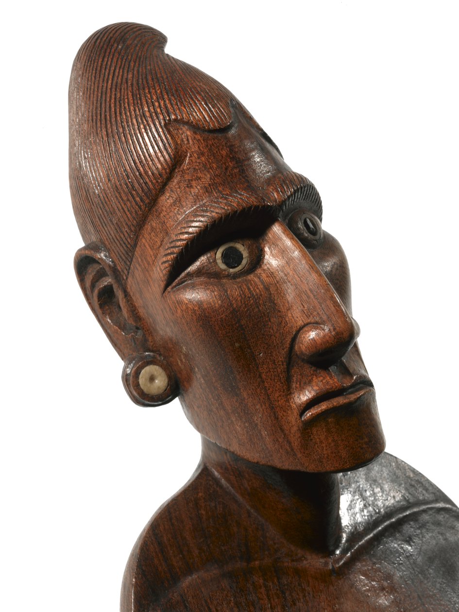 Weibliche Figur (Moai Papa) von Rapa Nui (Osterinsel) (Holz, Knochen & Obsidian) (Detail) von Polynesian School