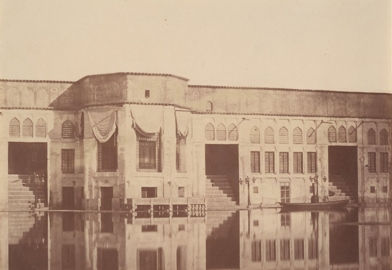 [Sommerresidenz Qasr des Schahs, Emarat-e xoruji, Teheran, Iran], 1840er-60er Jahre von Possibly by Luigi Pesce.