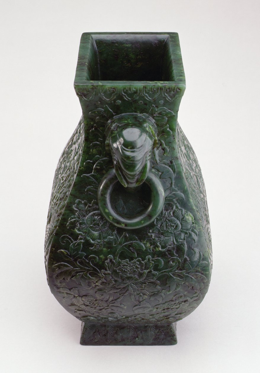 Kaiserliche Vase aus Bronze in Fang Hu Form, Qianlong-Periode (1736-96) (Jade) von Qing Dynasty Chinese School