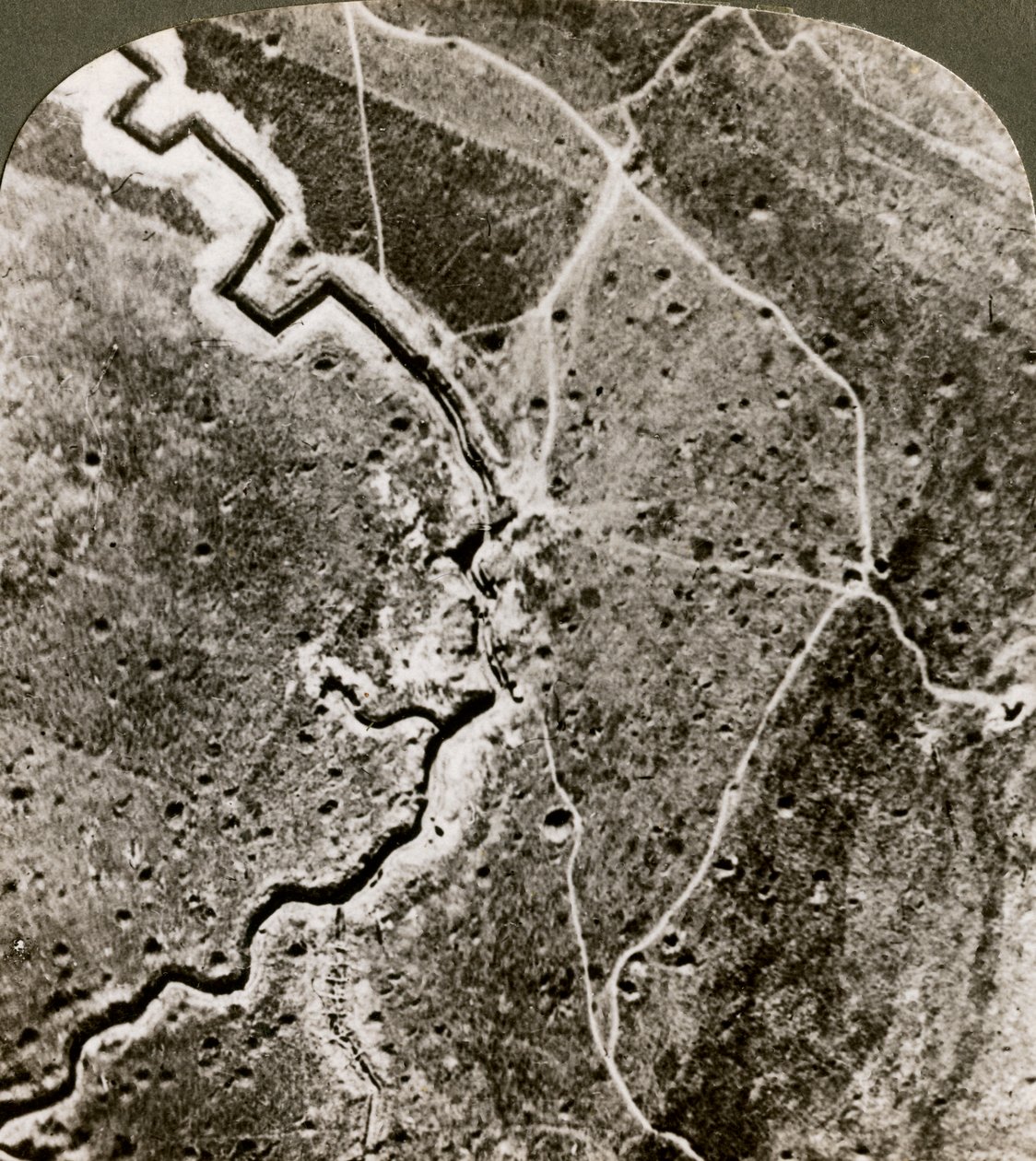 Luftaufnahme der deutschen Linien, Erster Weltkrieg, 1914-1918 von Realistic Travels Publishers