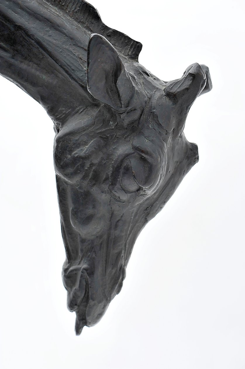 Große Giraffe mit gesenktem Kopf, modelliert 1909-10, gegossen vor 1913 von Rembrandt Bugatti