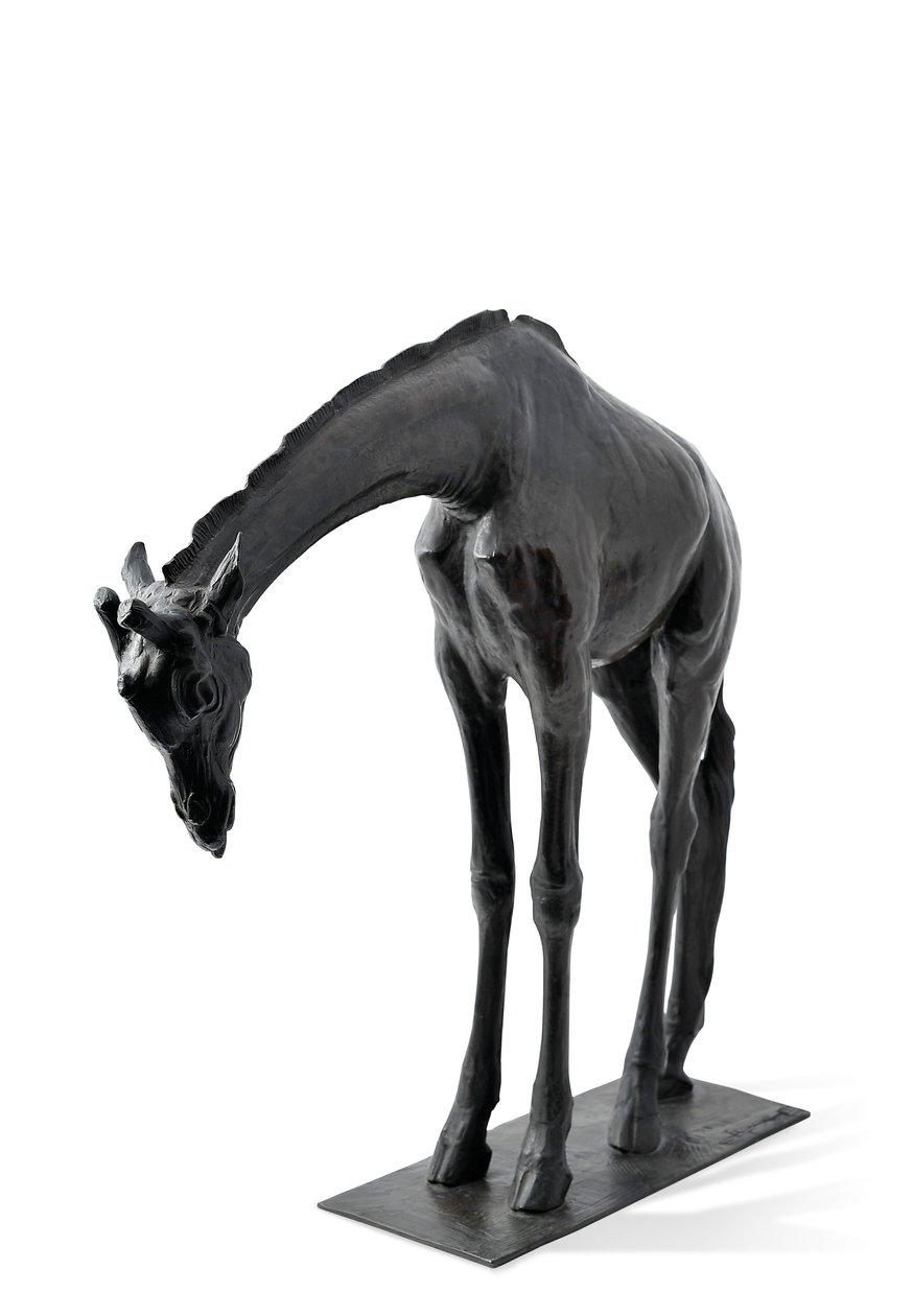 Große Giraffe mit gesenktem Kopf, modelliert 1909-10, gegossen vor 1913 von Rembrandt Bugatti