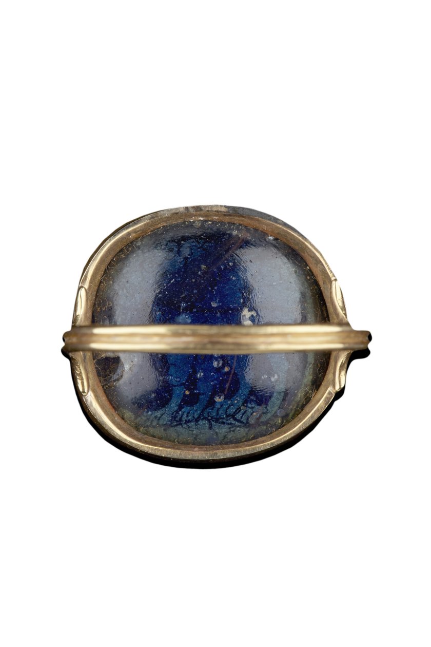 Rückseite eines Medaillons mit einem Löwen, der auf unebenem Boden steht, 3.-4. Jahrhundert n. Chr. (Gold, Glas und Kupferlegierung) von Roman