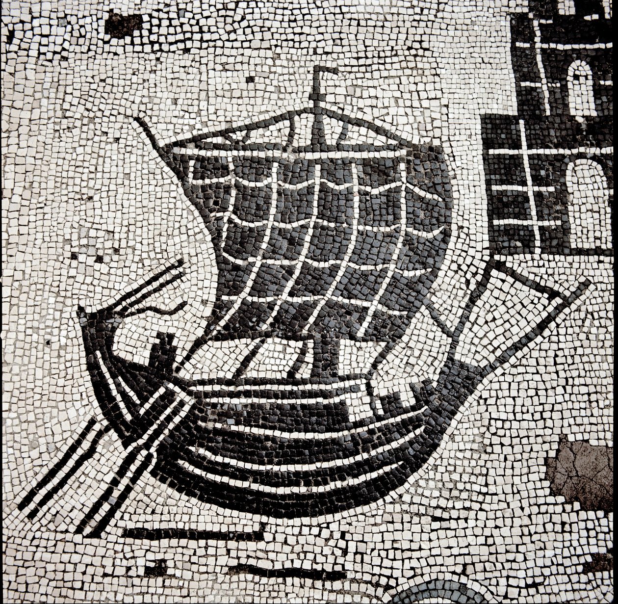 Ein Schiff im Hafen von Ostia (Mosaik) von Roman