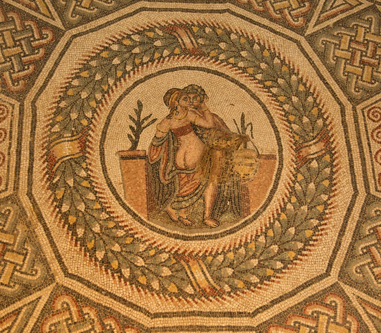 Erotisches Bodenmosaik, Villa Romana del Casale, Piazza Armerina, Sizilien, Italien von Roman