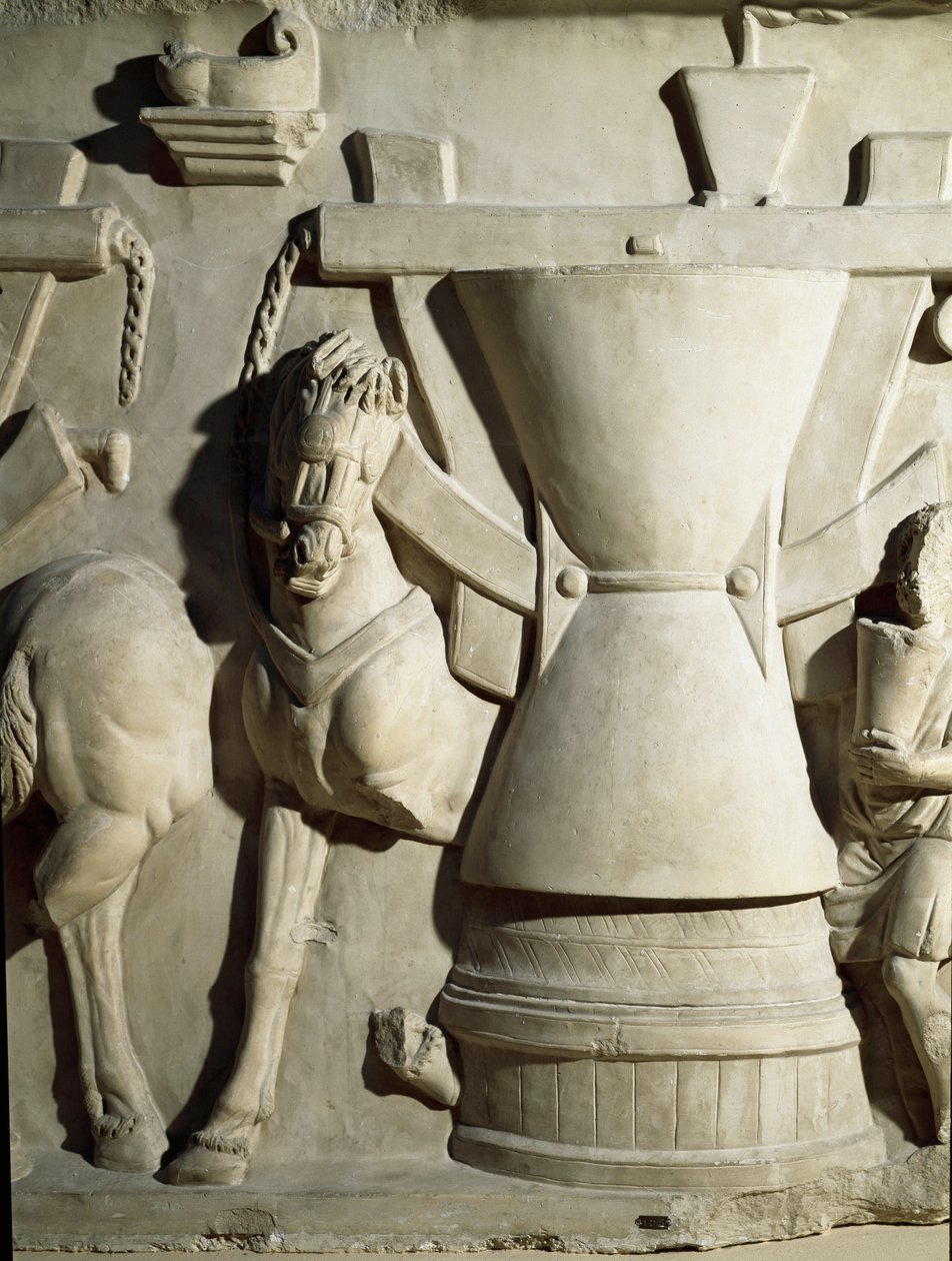 Römische Kunst: Flachrelief, das ein Mühlrad darstellt (1. Jahrhundert n. Chr.) von Roman