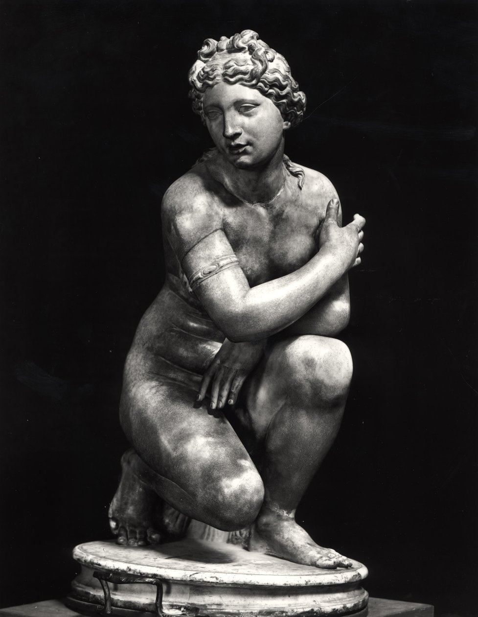 Kauernde Venus, Kopie eines griechischen Originals aus dem 3. Jahrhundert v. Chr. (Marmor) von Roman Roman