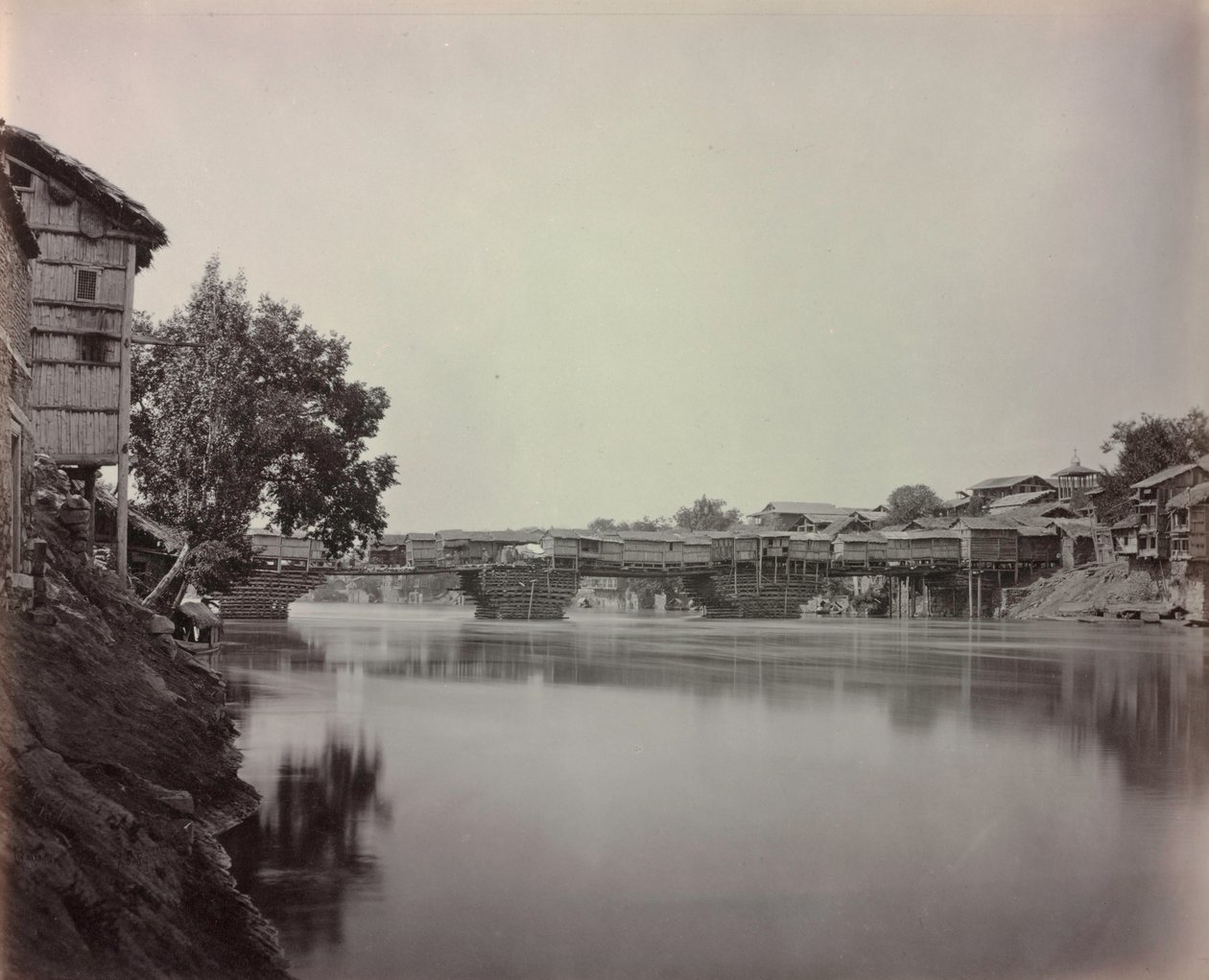 Brücke der Geschäfte, Srinagar, Kaschmir, 1864 von Samuel Bourne