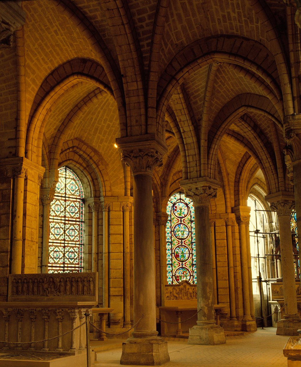 Gotische Kunst: Gewölbeschlüssel und Rippen, Umgang der Basilika von Saint Denis (Saint Denis) von School French
