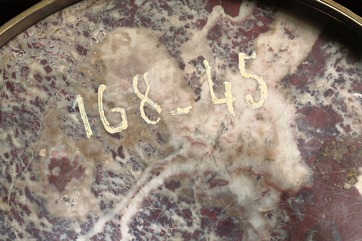 Detail eines Paares von Vasen, ca. 1790 von School Russian