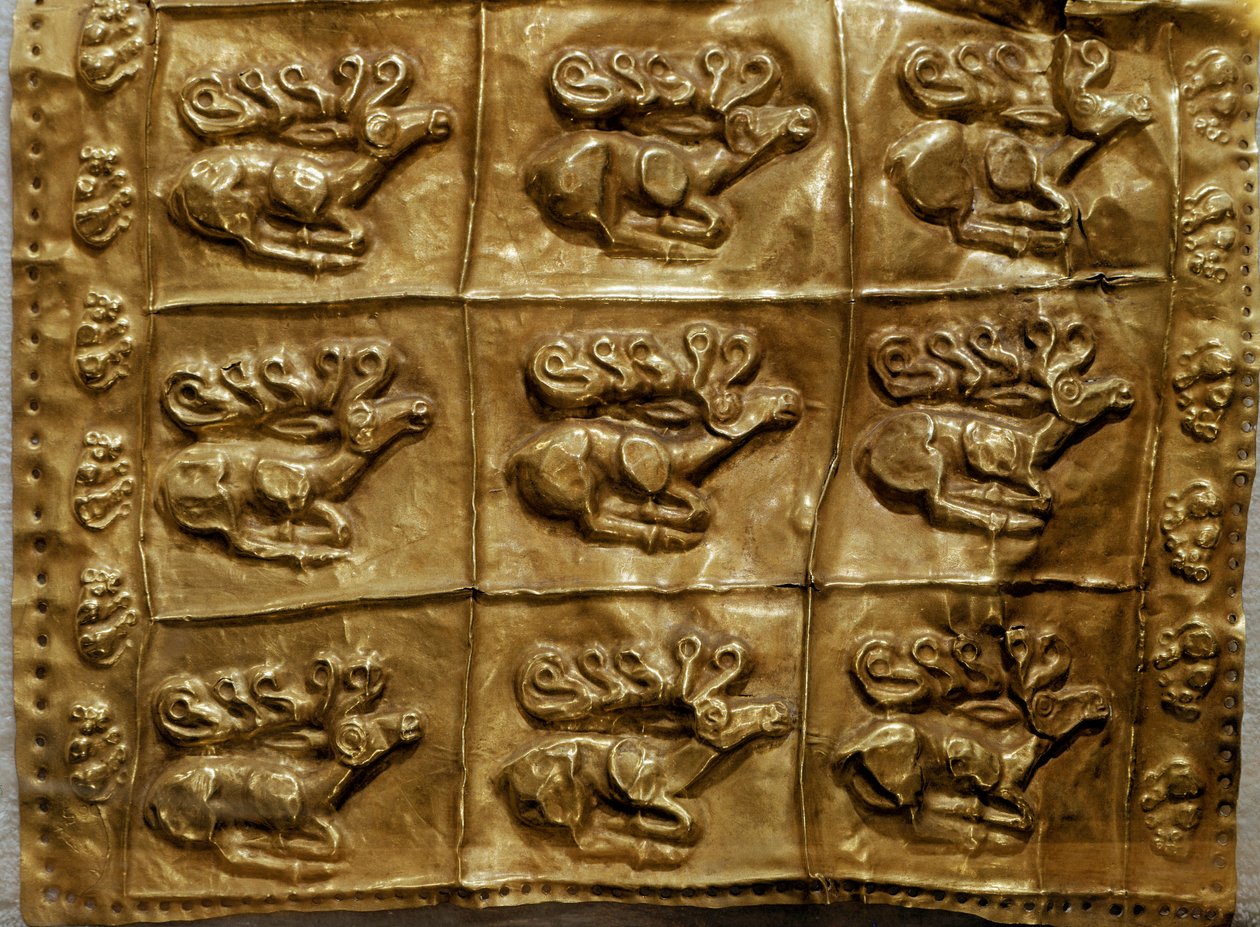 Skythische Kunst: Goldene Köcherabdeckung mit Tierdekor (Hirsche). Aus Tumulus Nr. 4 in Kelermes, Region Krasnodar, Kuban, Russland, 7. Jahrhundert v. Chr. von Scythian