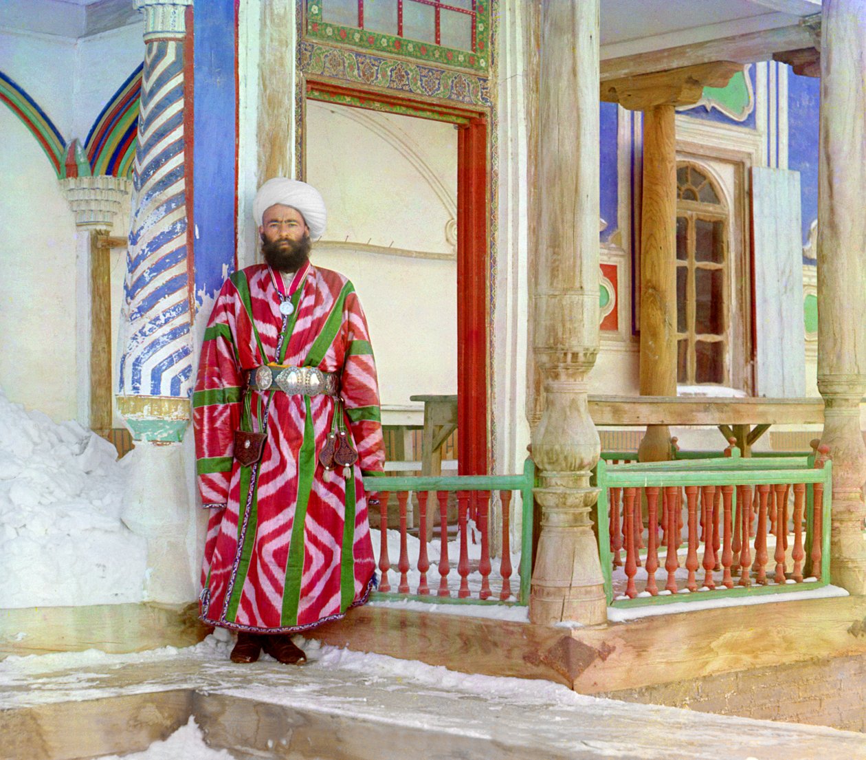 Ein Minister des Emirats Buchara in formeller Kleidung, ca. 1910 (Foto) von Sergey Prokudin Gorsky