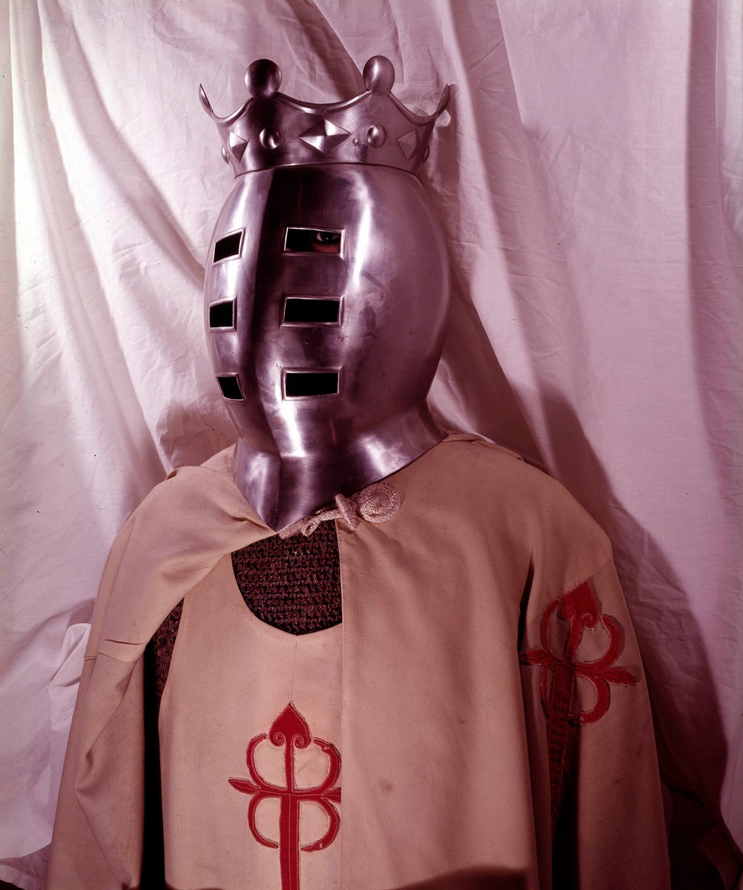 Militäranzug: Rüstung eines Reiters des Militärordens von Santiago (San Jaime de la Espada oder Santiago de l