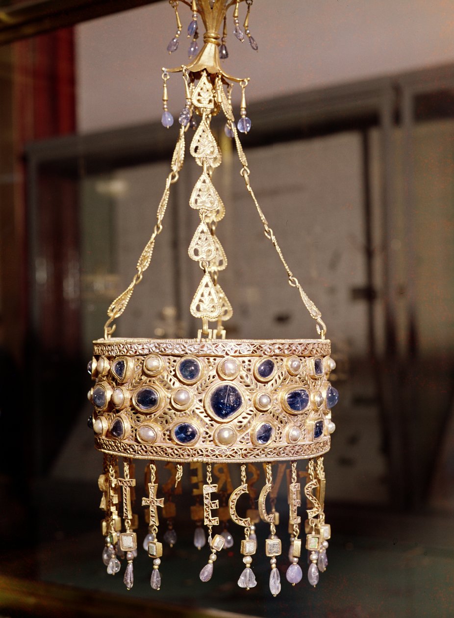 Votivkrone von König Recesvinth (r. 652-72) aus dem Schatz von Guarrazar, ca. 670 von Spanish School