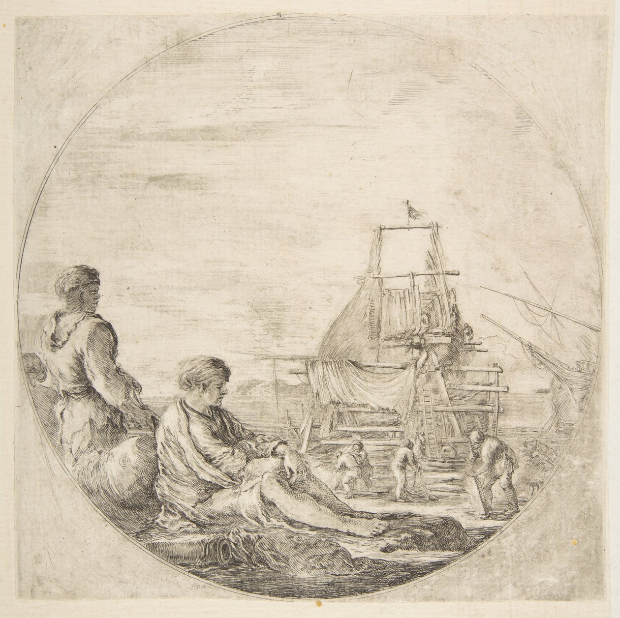 Ein sitzender weißer Matrose und ein stehender schwarzer Matrose, Menschen bauen ein Schiff im Hintergrund von Stefano della Bella
