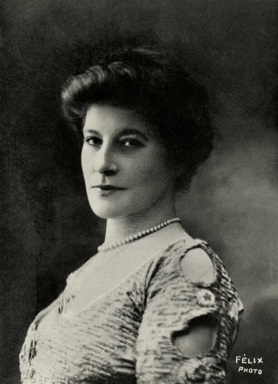 Porträt der französischen Künstlerin Marthe Brandes von Studio Felix