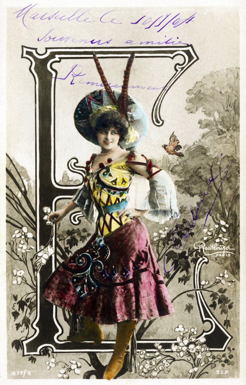 E: Constance Elise De Vere, französische Schauspielerin englischer Herkunft, geboren in Belgien - Théâtre Marigny, Paris - Alphabet in Postkarte von Studio Reutlinger